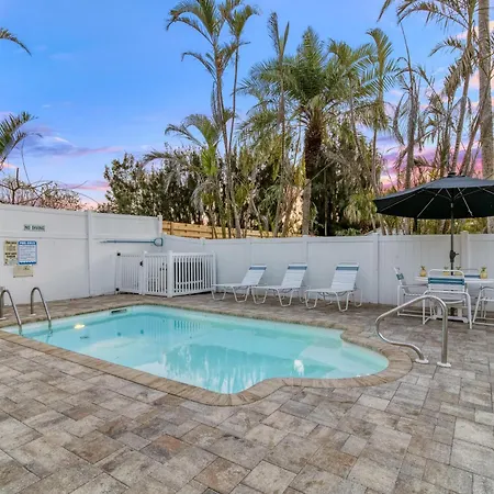 Seahorse Cabana - 1106